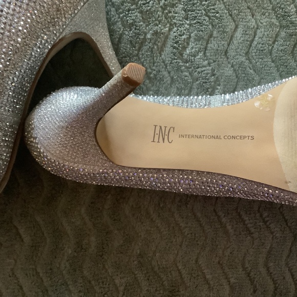 Silver bling shoes - Picture 4 of 5